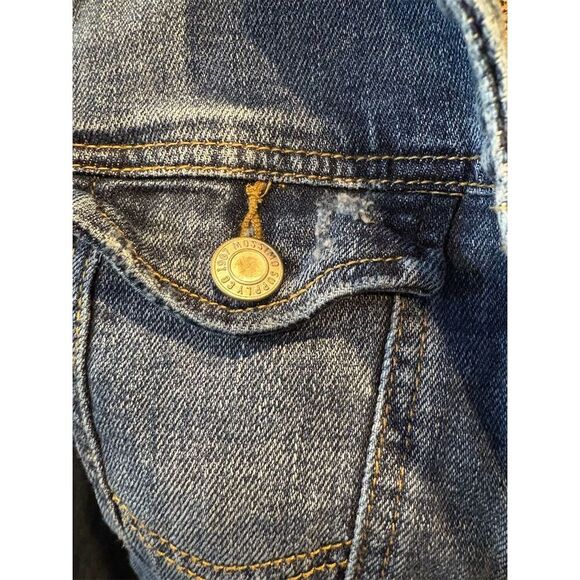 Mossimo Women's Distressed Denim Jacket Blue Size M Casual Long Sleeve - Picture 6 of 11